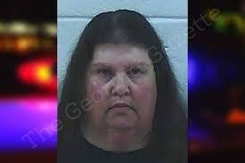 Stacie Baxter's Instagram, Twitter & Facebook