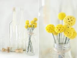 These fun bobble flowers are also called billy balls, billy bobs or craspedia flowers. Billy Button A Button Themed Wedding Diy Flower Projects Button Flowers Dried Flowers Diy