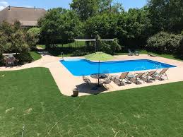 Their shorter extension, or foot, is situated diagonally, allowing an entrance to appear natural, sloping, and aesthetically pleasing. Vinyl Liner Pools Installer In Birmingham Al Mancha Hardscapes