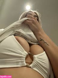 Feast your eyes on Ivy Ball's voluptuous curves