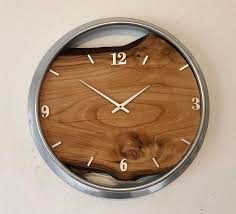 Wanduhr Aus Ulme Ruster 2 Wanduhr Diy Wanduhren Wanduhr Holz