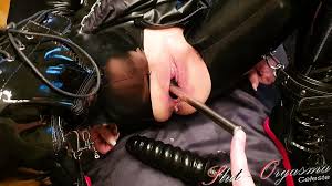 보지 고문 - 클리토리스 온 감각을 일깨우는 고통