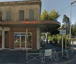 Le magasin h&h de salon de provence est situé allée de szentendre, et est ouvert le lundi de 14h à 19h et du mardi au samedi, de 9h à 12h et de 14h à 19h. Restaurants Chinois Vietnamiens Et Thai A Salon De Provence 13300