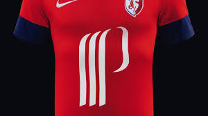 Fondé en 1944, champion de france à quatre reprises (1946, 1954, 2011 et 2021), sextuple vainqueur de la coupe de france, le losc est aujourd'hui dirigé par christophe galtier. Losc Lille And Nike Unveil Home Away And Third Kits For 2013 14 Season Nike News