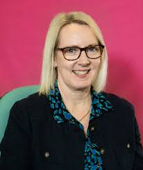 Age Cymru ¦ Senior Management Team