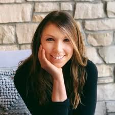 Anna Roby's Instagram, Twitter & Facebook