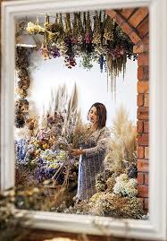 I used to use a product called swell gel for my potted outdoor plants when i grew geuriila style and could only check them once a week. Return Of The Living Dead How Dried Flowers Made A Comeback Stuff Co Nz