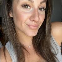 Nicole Saltzman's Instagram, Twitter & Facebook