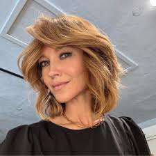 ✨Ashly Burch x State Farm Insurance . . ✨Ash rocking that micro-bob styled  with @hairstorystudio #newwash #hairbalm #undressed and @cultandking #jelly  ....