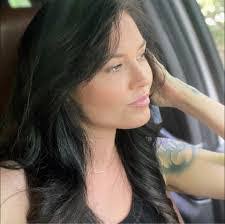 Crystal Greenwald's Instagram, Twitter & Facebook