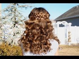 Hairstyles for teenage girls are no exception. Sock Curls Easy No Heat Curls Cute Girls Hairstyles
