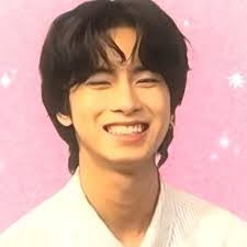 Jonas Barrios's Instagram, Twitter & Facebook