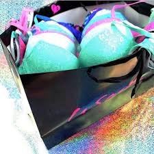 La senza cavendish square shopping centre dreyer street 7708 cape town, wc. La Senza Mid Valley Megamall Women Lingerie In Mid Valley City