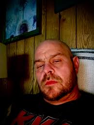 What does 'no rules in breakable heaven' mean in Taylor Swift's song?