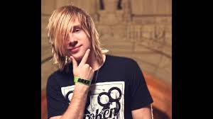 Mikey Sawyer S New Band Demo Youtube Mikey sawyer is an 18 year old american electronic rock artist from tulsa, oklahoma. youtube