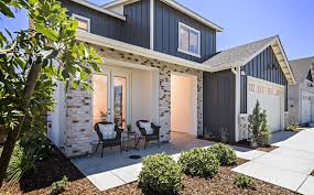 Who Doesn T Love Some Front Porch Sittin Simple Yet Peaceful New House Plans House Plans House Exterior
