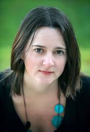 The Edible Balcony: Growing Fresh Produce in Small Spaces: Mitchell, Alex,  Cuttle, Sarah: 9781609614102: Amazon.com: Books