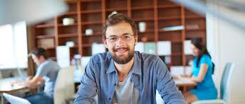 Eine berufspraktische ausbildung an den rechenzentren der verwaltung rundet die ausbildung ab. Beamt Er In Im Mittleren Dienst Der Allgemeinen Inneren Verwaltung Ausbildung Infos