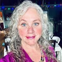 Claudia Haynes's Instagram, Twitter & Facebook