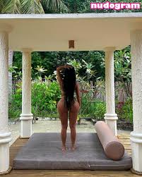 Stephanie Symonds  stephsymondsx Гола изтичане OnlyFans снимка 17 -  Nudogram v2.1