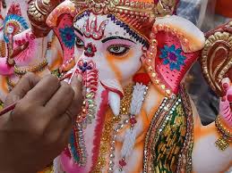 Worshiping lord ganesha on chaturthi removes all the troubles.new delhi : Angarki Chaturthi 2021 Date Ganesh Angarki Chaturthi Mumbai S Siddhivinayak Temple Issues Timings Darshan Pre Requisites For March 2 Mumbai News Updates