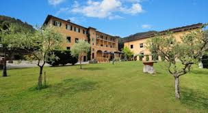 Il prezzo di partenza per viaggiare da bagni di lucca a san giuliano terme è di 4,70 € se prenoti in anticipo e scegli la seconda classe. Albergo Con Piscina Hotel Bagni Di Lucca Terme Benessere Piscine Idromassaggio