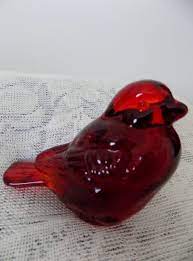 Alibaba.com offers 1,268 glass bird figurine products. Fenton Iridized Ruby Red Bird Figurine In Pottery Glass Ebay Fenton Red Glass