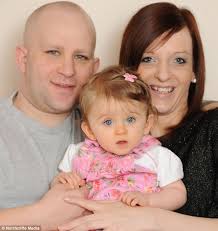 Baby girl has life-saving surgery while inside her mother's WOMB so she can  breathe when she is born