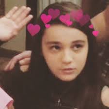 Ana'Joy May Brower (@duuuhana)