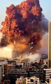 خلّف انفجار مرفأ بيروت الواقع عصر الثلاثاء في الرابع من آب من العام 2020، أضرار كبيرة، منها استشهاد أكثر من 204 شخصًا وإصابة أكثر من 6500 آخرين بحسب وزارة الصحة اللبنانية، كما أُعلن عن تضرّر مباشر. Fils Ø§ÙÙØ¬Ø§Ø± ÙØ±ÙØ£ Ø¨ÙØ±ÙØª 2020 Facebook