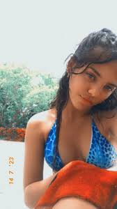 Thalia Lambert (@thalih_lambert02)