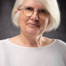 Ruth Sampson,Actress And voiceover Artist