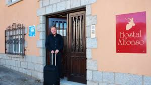Hostal alfonso hoyos del espino. Hostal Alfonso Un Espacio Multifuncional 25 Plazas Alojamientos En Gredos