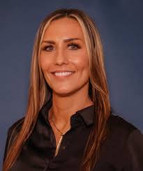 Tara Beck's Instagram, Twitter & Facebook