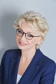 Born 1949, an italian lyricist, tv and radio presenter and former actress. Enrica Bonaccorti Presenta Il Suo Ultimo Libro Cronache Ancona