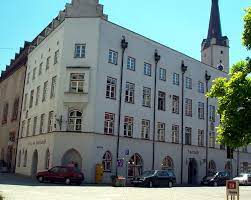 ((how much need to spend if get same number of visitors from google adwords) $0.00 adwords keywords: Kreis Und Stadtsparkasse Wasserburg Am Inn Geschaftsstelle Rathaus Marienplatz 2