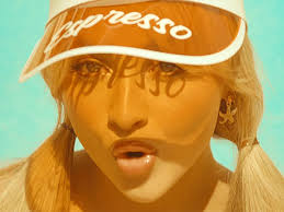 De verslavende kracht van 'Espresso': Sabrina Carpenter heeft de zomerhit  van 2024 al beet