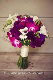 Dahlia Mum Rose White And Fuchsia Bouquet Google Search Fuschia Wedding Flowers Fuschia Wedding Centerpieces Wedding Floral Centerpieces