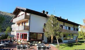1, 3 etagen, distanz vom zentrum: Haus Rheinland Pfalz In Bad Hindelang