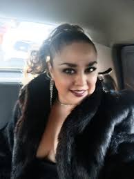 Karla Montenegro Cantante