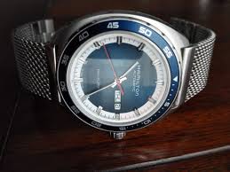 Hamilton Pan Europ On A Premium Vantage Mesh Strap Watches For Men Mesh Strap Watches