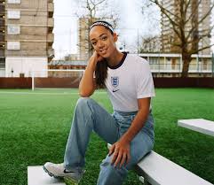 Het is gemaakt met zacht katoen voor casual. Engeland Thuisshirt 2020 2021 Voetbalshirts Com