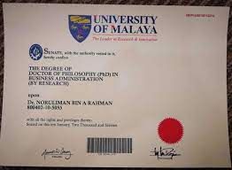 Pada akhir pengajian ijazah mereka, pelajar mempertahankan tesis mereka. Epul Maghfirah Co Ar Twitter Boyiman Ni Tak Habis Habis Ke Nak Dapat Sijil Dari Um Kalau Nak Sangat Daftarlah Betul Betul Aku Walaupun Tak Ambik Master Phd Aku Daftar Betul Betul