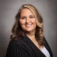 Who can create custom prints for a first responder event in Cheyenne?