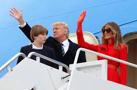 Man unpunished despite huge 'trump won' banner at baseball games. Barron Trump Abgehoben Oder Ganz Normal So Tickt Der Sohn Von Donald Trump Gala De