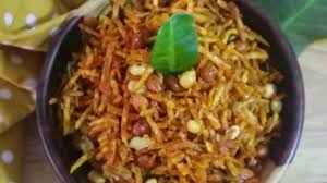 Siapkan wajah lalu masukkan minyak goreng secukupnya dan panaskan dengan api sedang. Sambal Kentang Mustofa Renyah Simpan Dalam Wadah Tahan Seminggu Lho