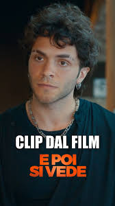 Quanti come lui? 👨🏻‍🎓 CI VEDIAMO AL CINEMA 🎥 “E poi si vede”#isansoni  #EPSV #alerubino #laurea #italia #amici #réel #reels #rider #giovani