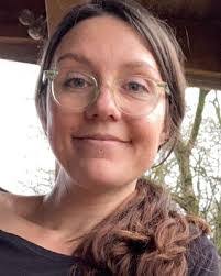 Mary Noller's Instagram, Twitter & Facebook