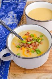 Soup Doesn T Need To Be Boring With All The Yummy Toppings Of This Delicious Syn Fre Slimming World Recipes Syn Free Baked Potato Soup Loaded Baked Potato Soup