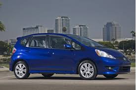 The 2010 honda fit suffers from suspensions that fail to offer performance and comfort, an anemic engine, and interior materials that are unfortunately right on par with what you'd expect in a. 2010 Honda Fit No Changes And That S Quite Alright